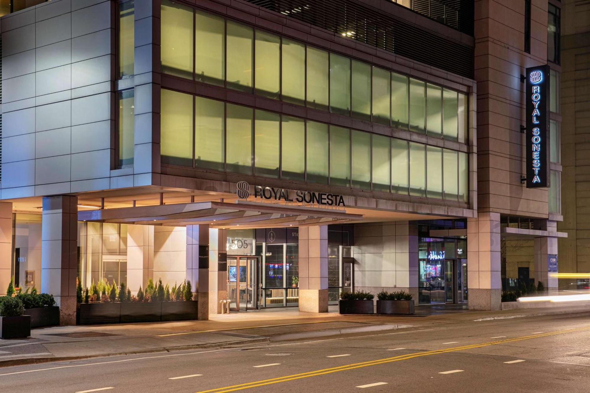 The Royal Sonesta River North Chicago