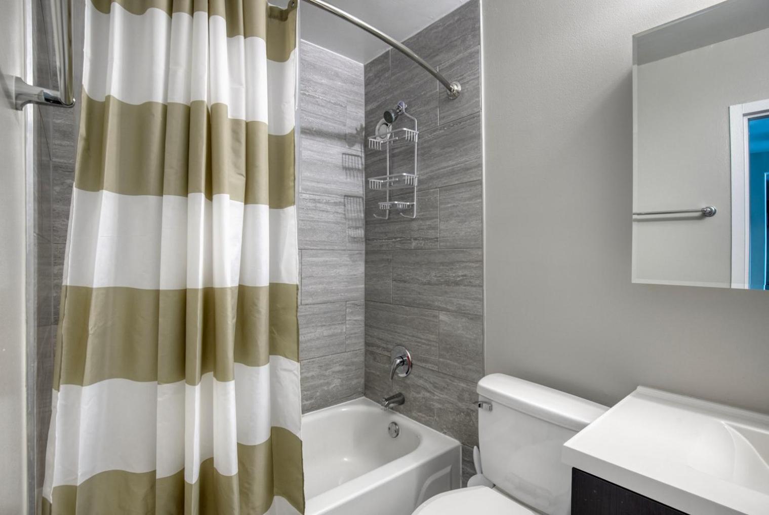Gold Coast 1br W Gym Lounge 1 Block To L Chi-800 Appartement *