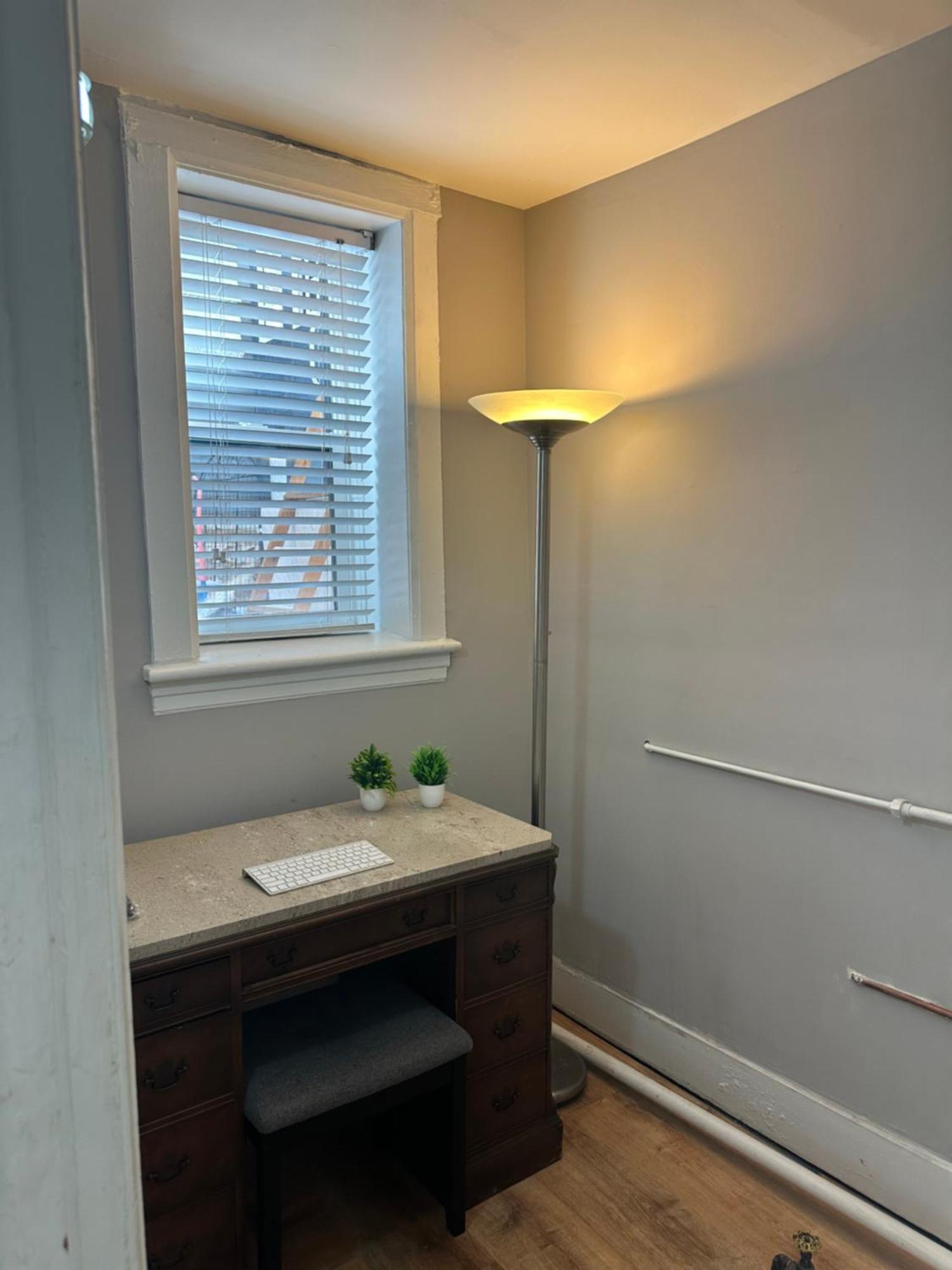 The Lyons' Lair Apartamento