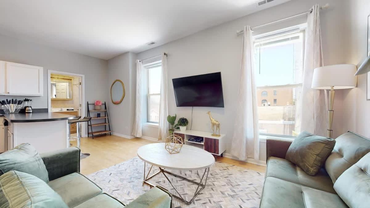 Apartamento Sleek Urban Retreat Steps From Il Med District Chicago