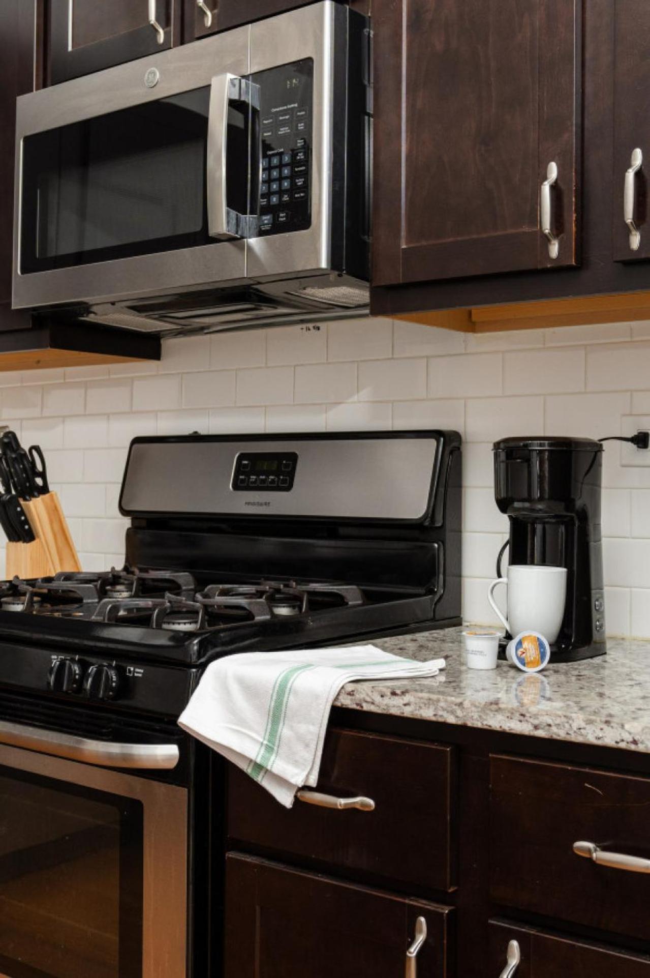 Ukrainian Village 2br Modern D2 Appartement *