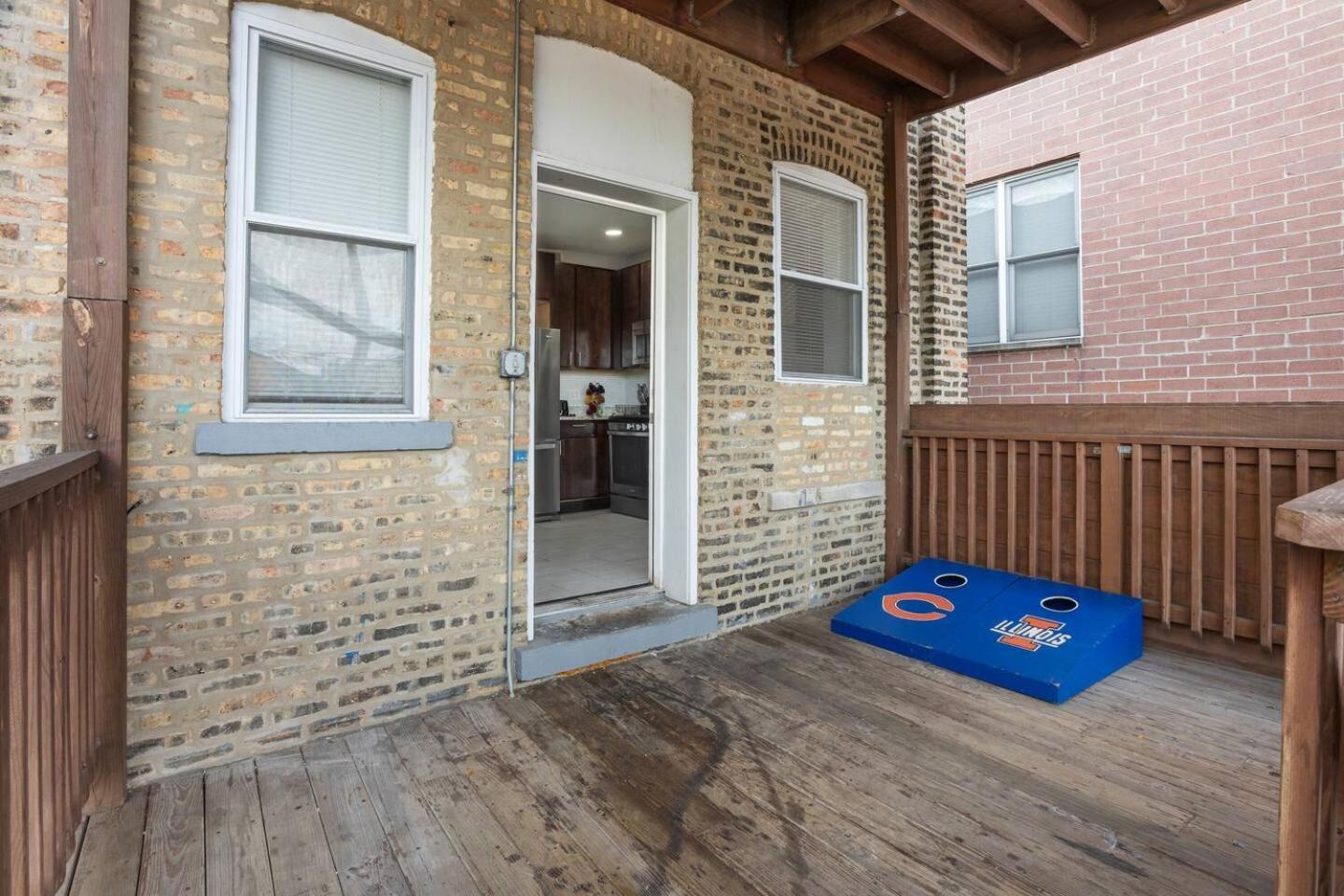 Modern 6br House Steps To Wrigleyville *