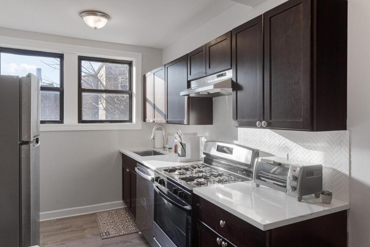 Comfy & 1br Steps From Loyola & Dining Apartamento Chicago