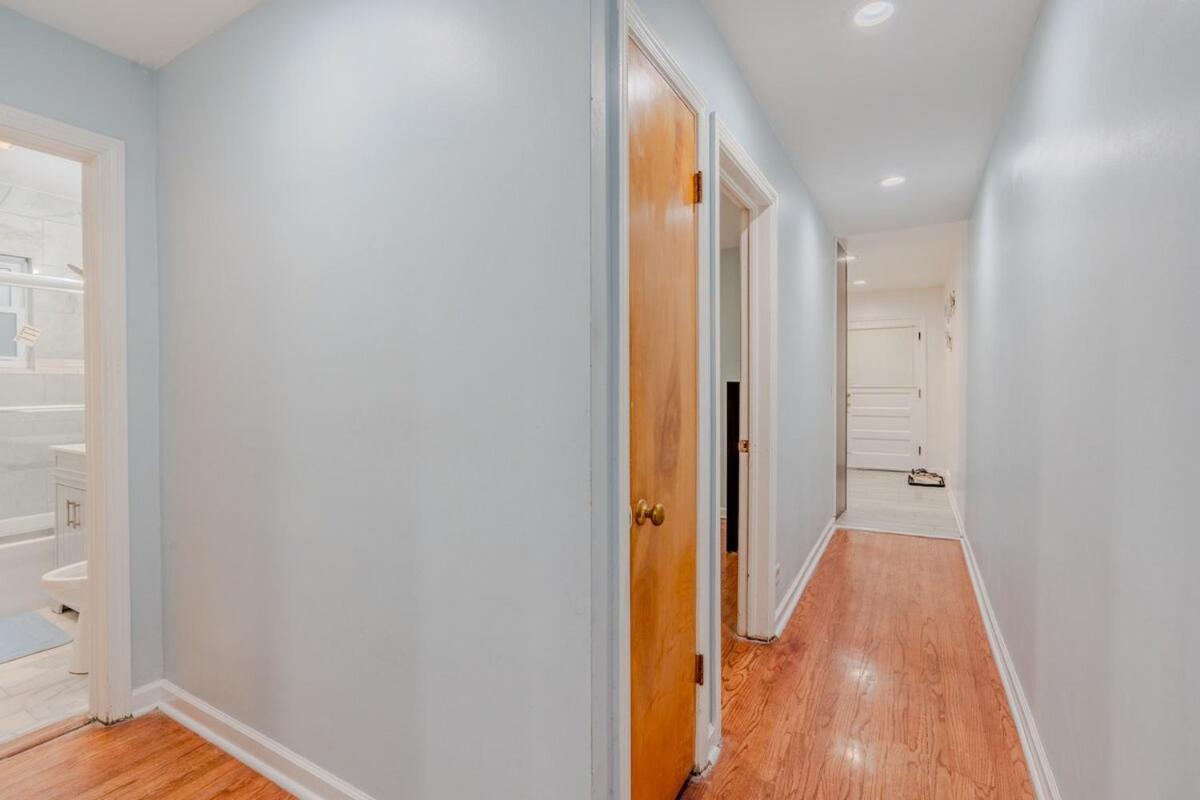 Appartement Cozy 3br With Parking Easy Access Shore Dr *