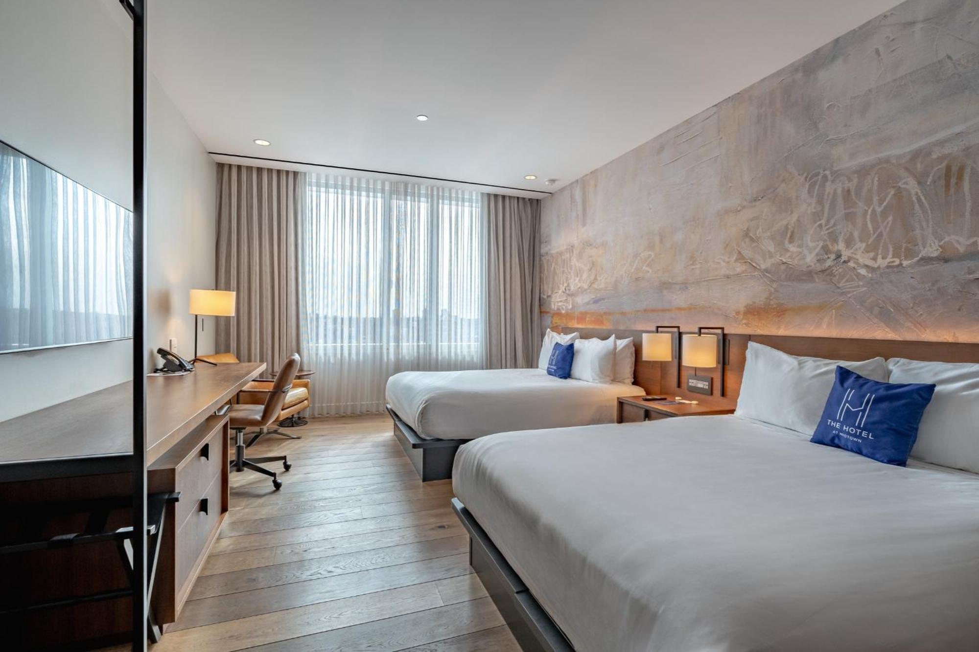 The & Athletic Club At Midtown Resort Chicago