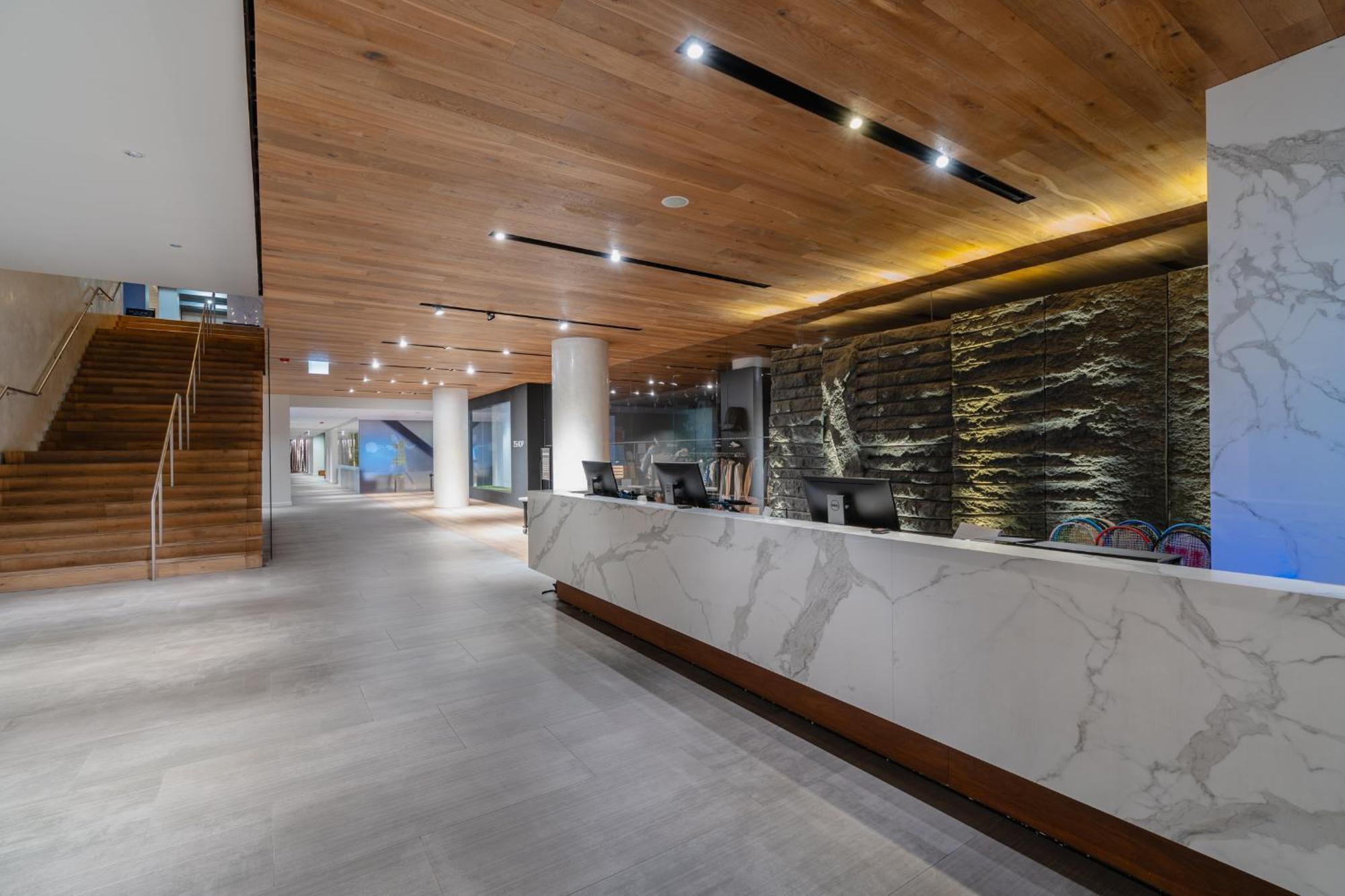 Resort The & Athletic Club At Midtown Chicago