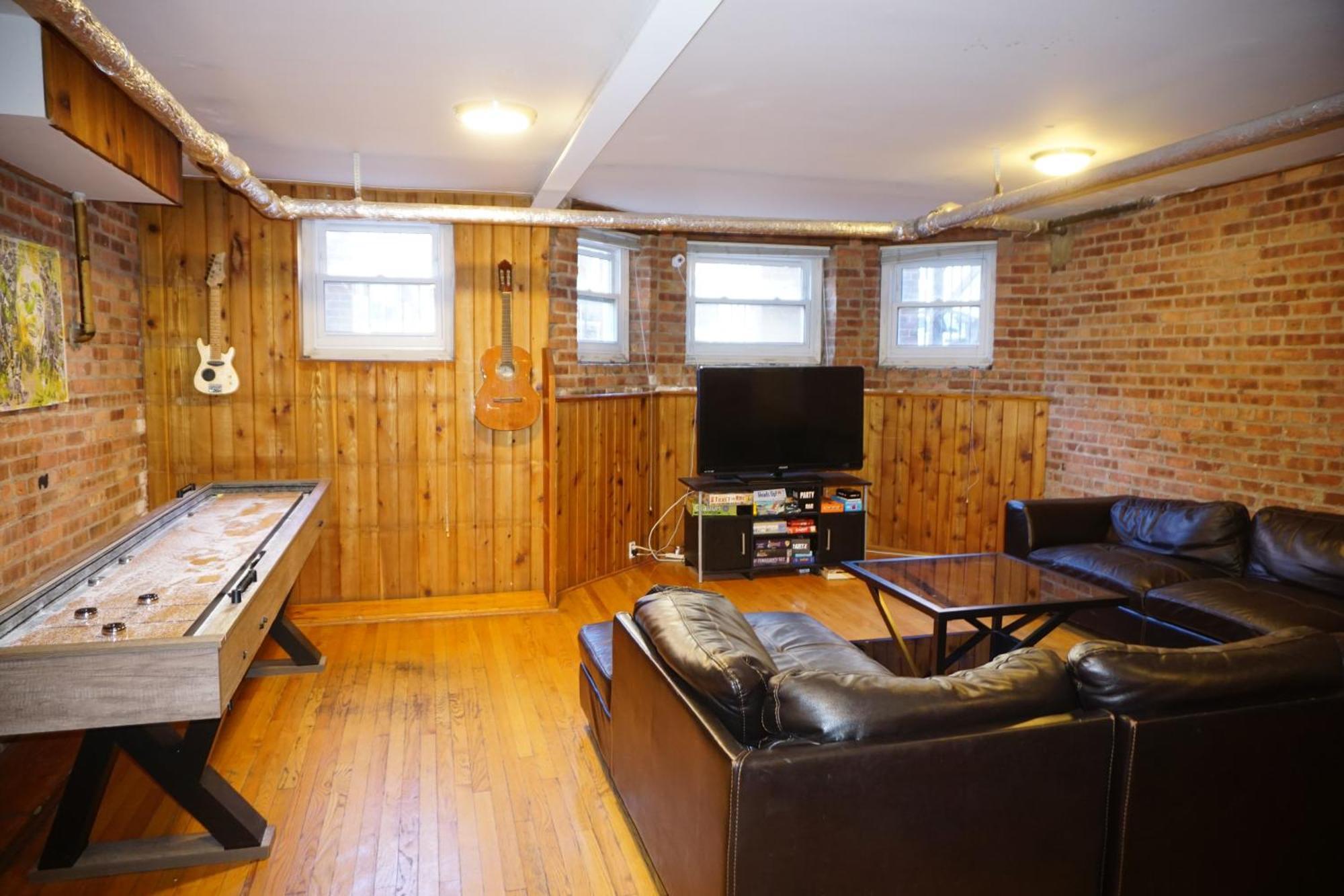 Wrigley - (adults Only) * Chicago