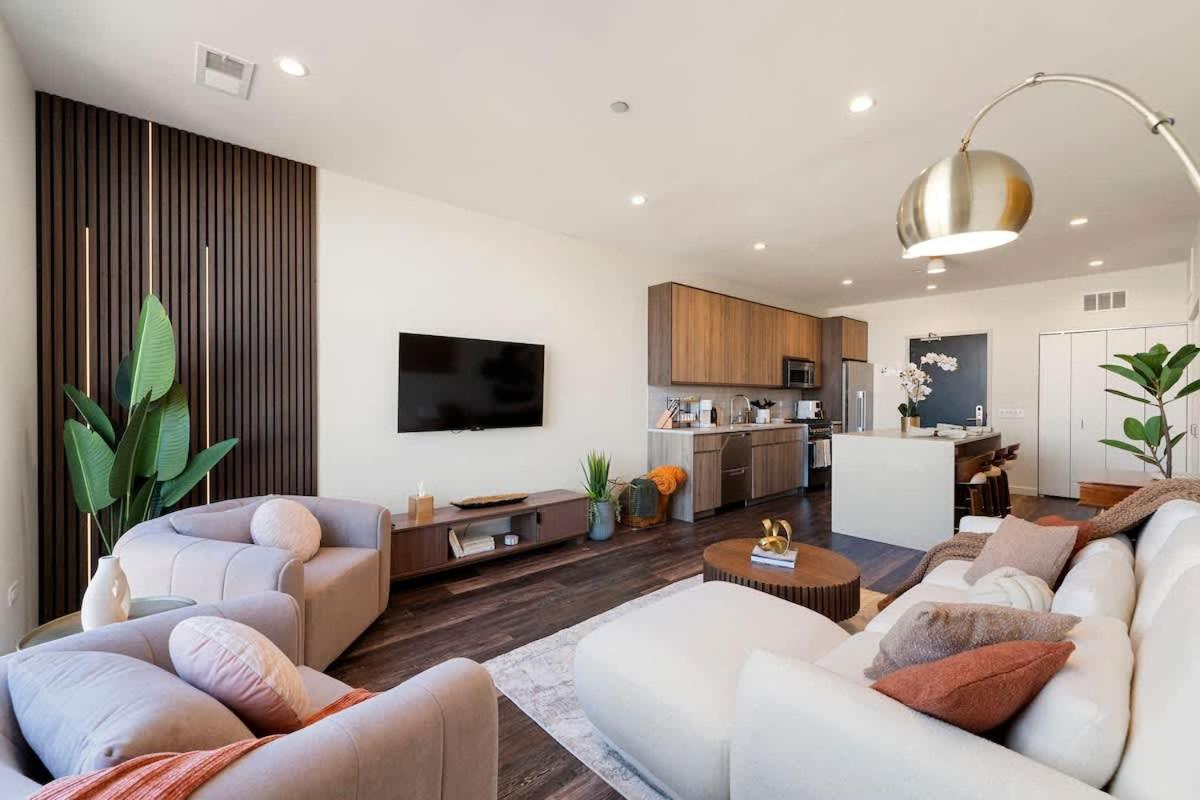 Luxury 2bd-2ba View-gym-rooftop Appartement Chicago
