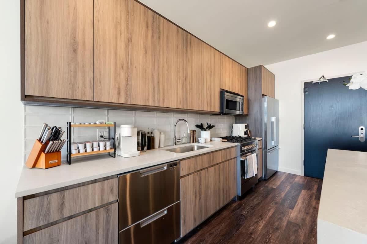 Luxury 2bd-2ba View-gym-rooftop Appartement Chicago