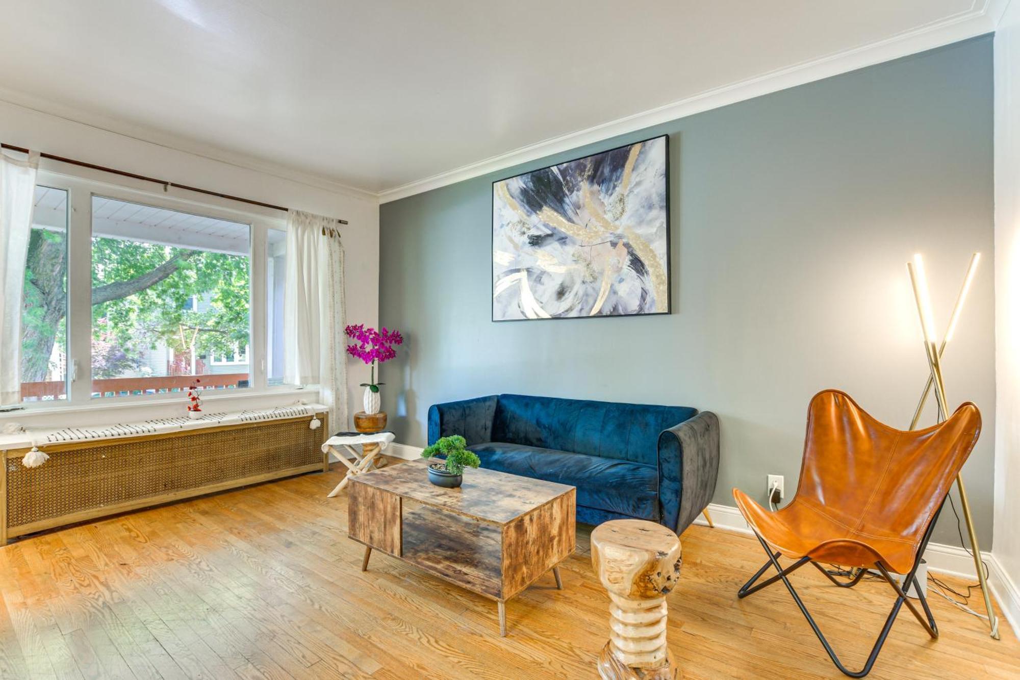 Apartment 2 Mi To Rainbow Park South Side Charmer!