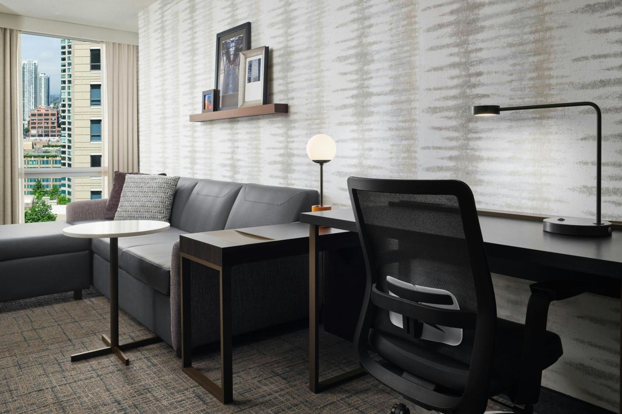 By Marriott Downtown/river North