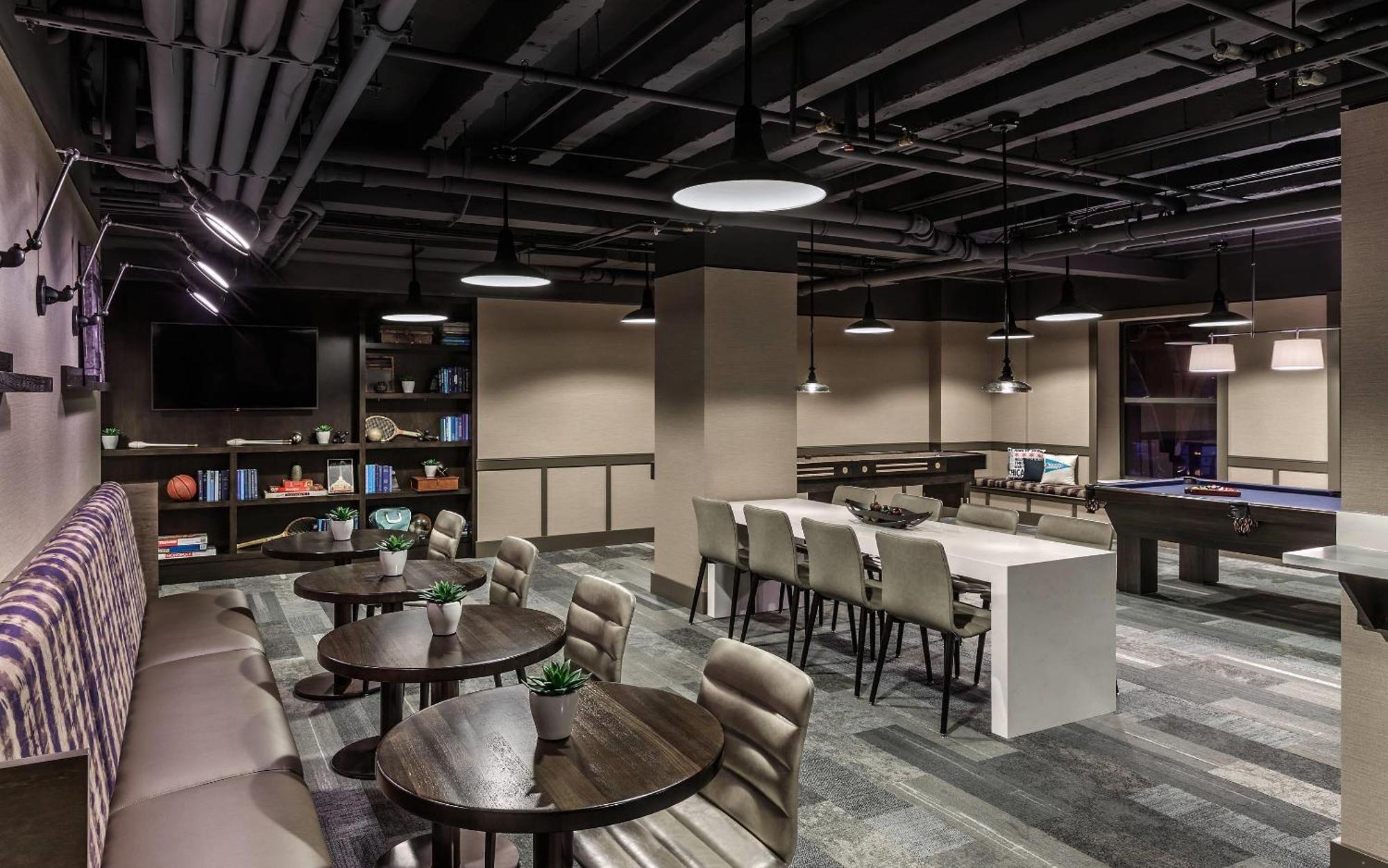 Cambria Loop - Theatre District 4* Chicago