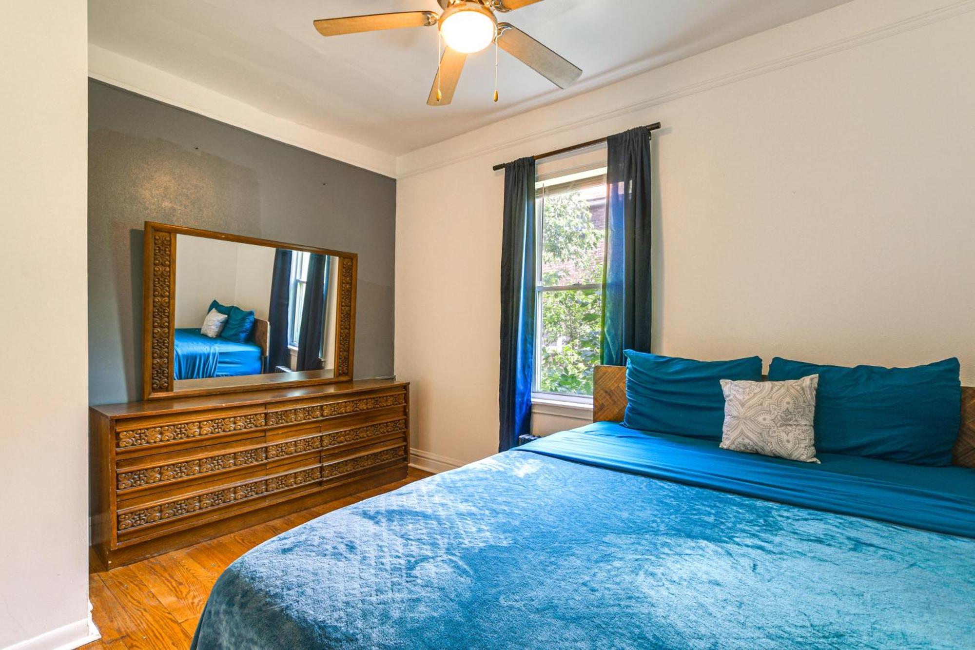 Apartment 2 Mi To Rainbow Park South Side Charmer! Chicago