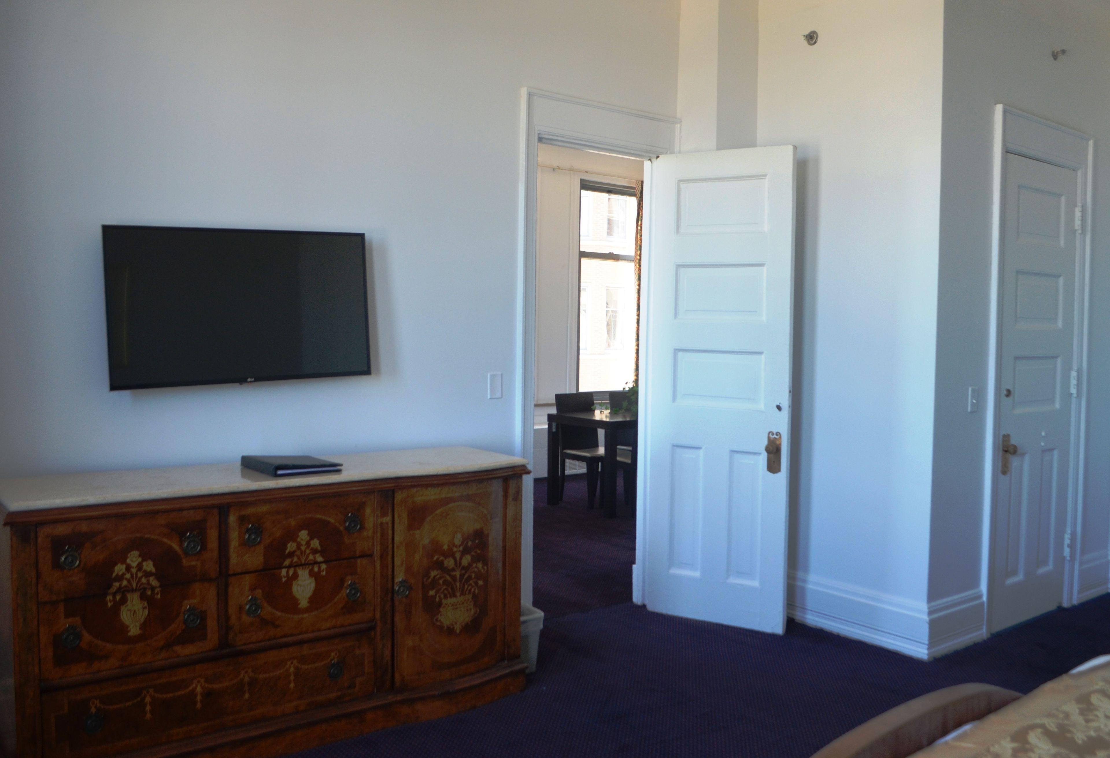 Congress Plaza Hotel