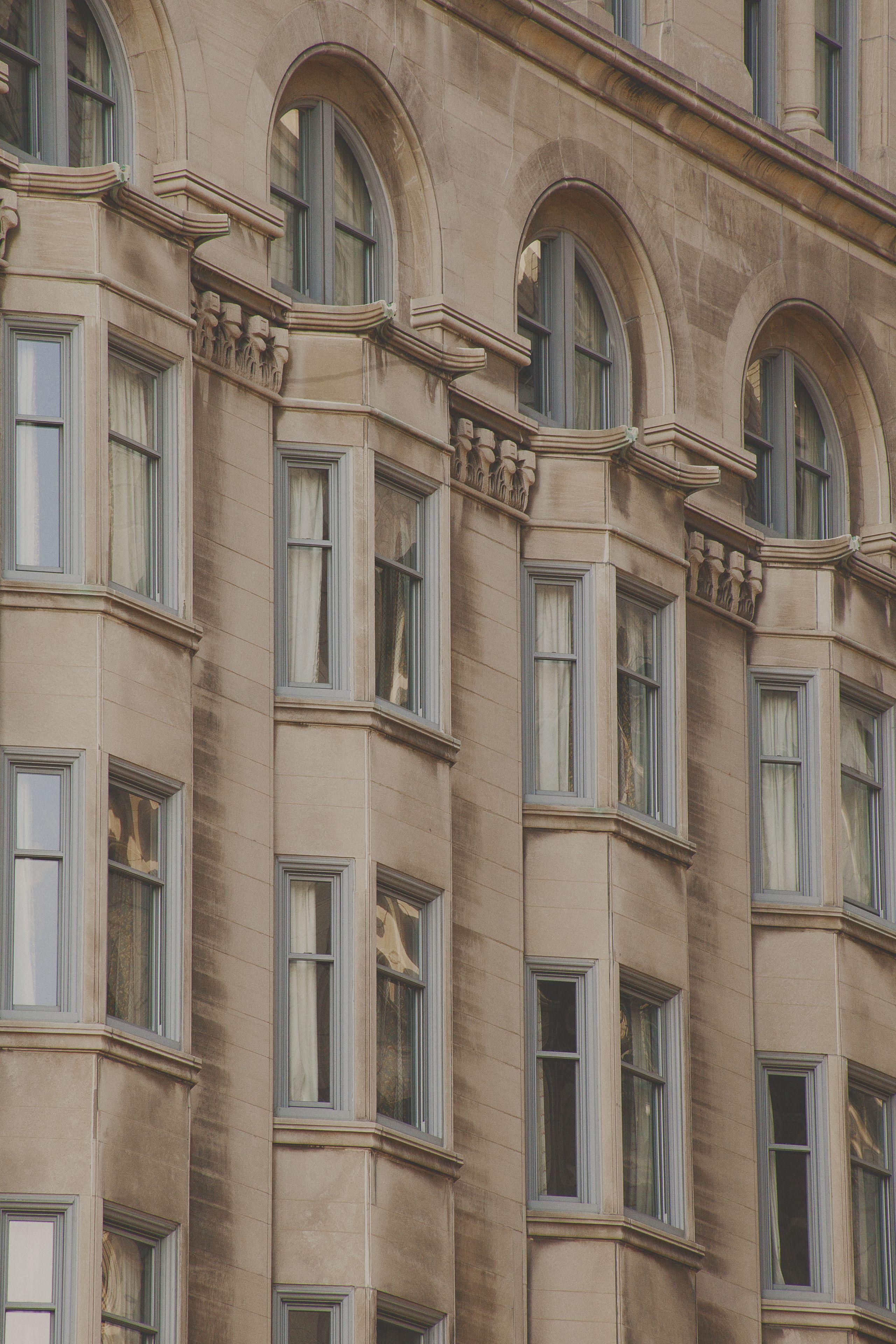 Congress Plaza Hotel 3*