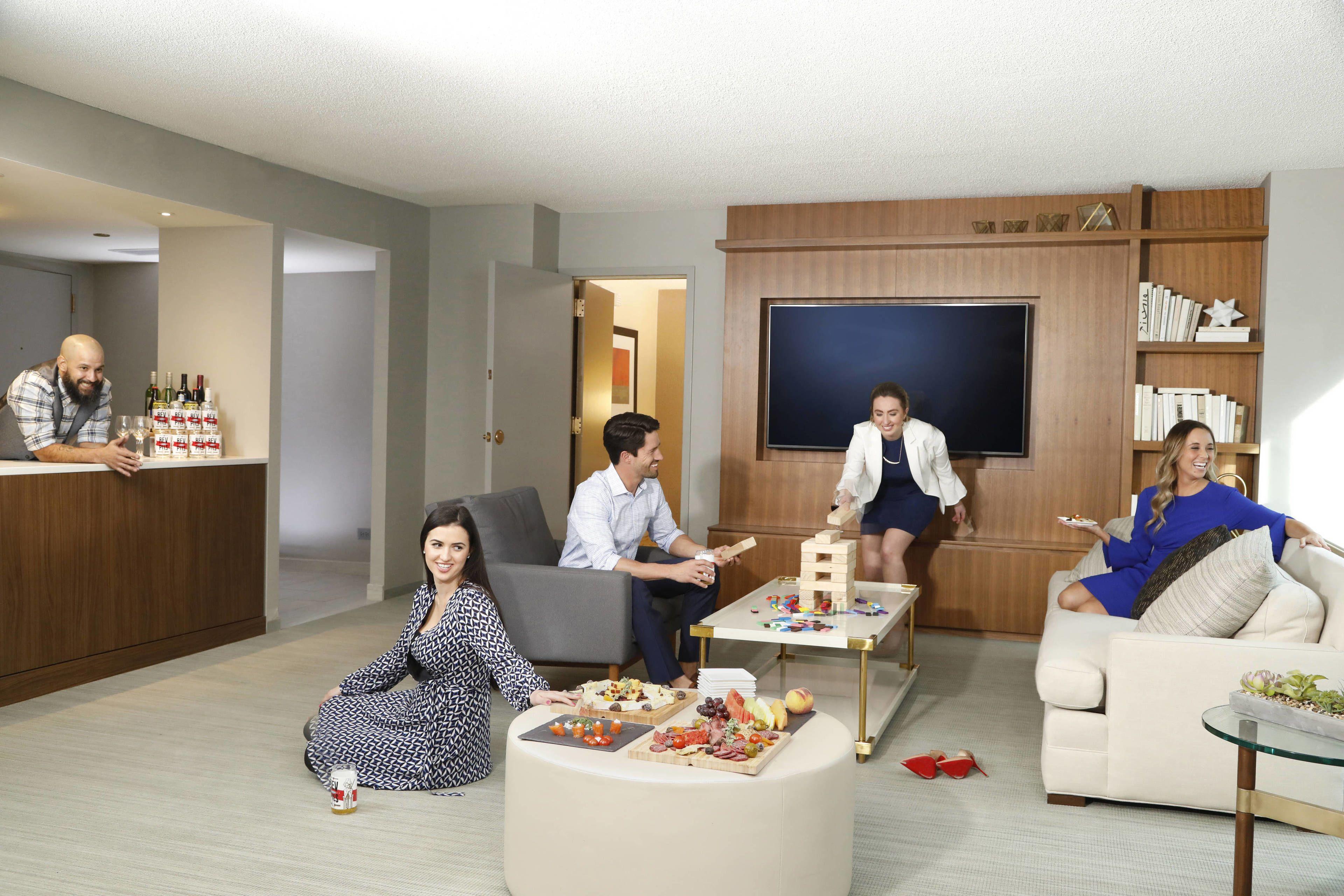 Sheraton Grand Riverwalk 4*