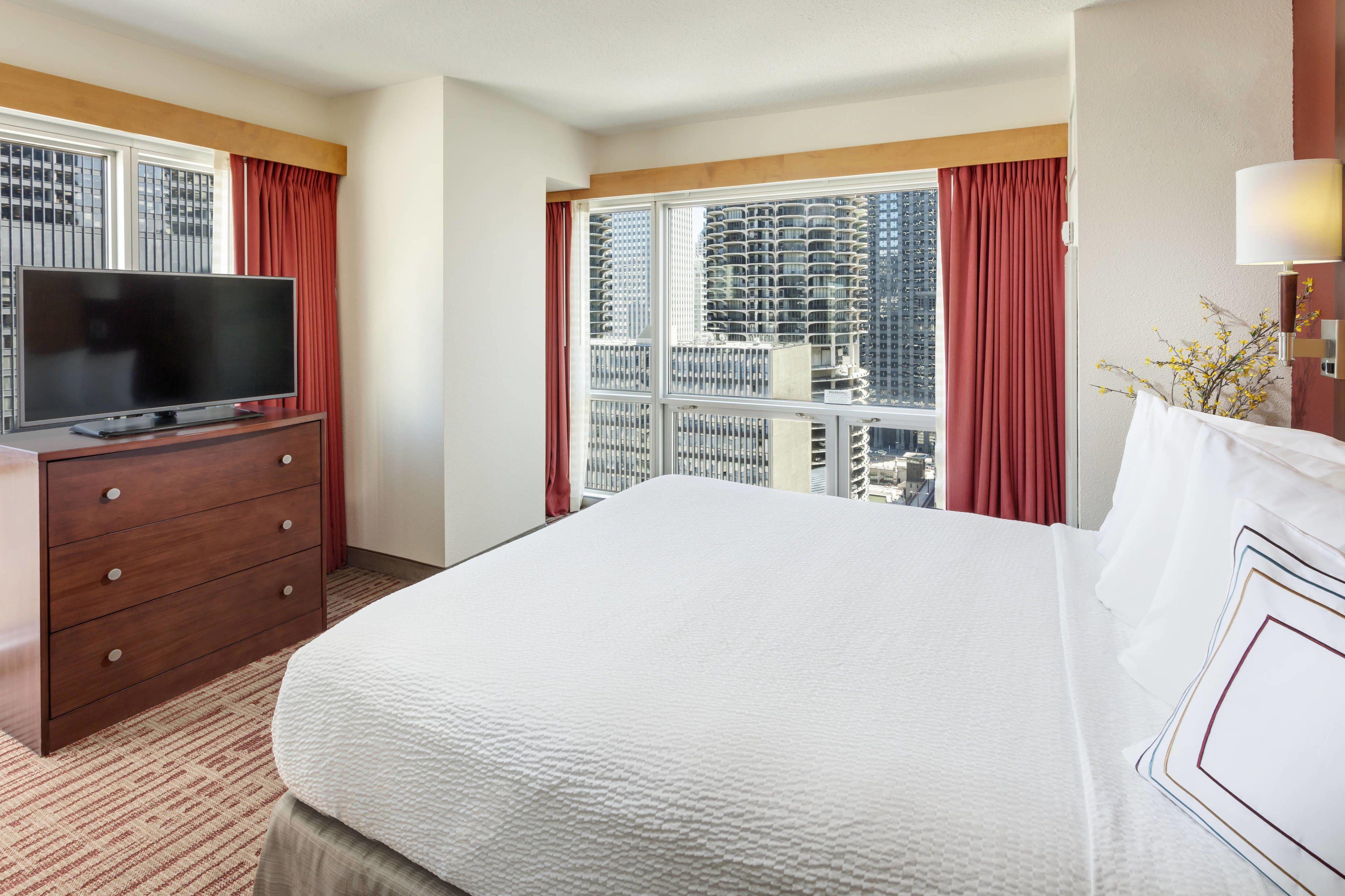 By Marriott Downtown/river North Hotel