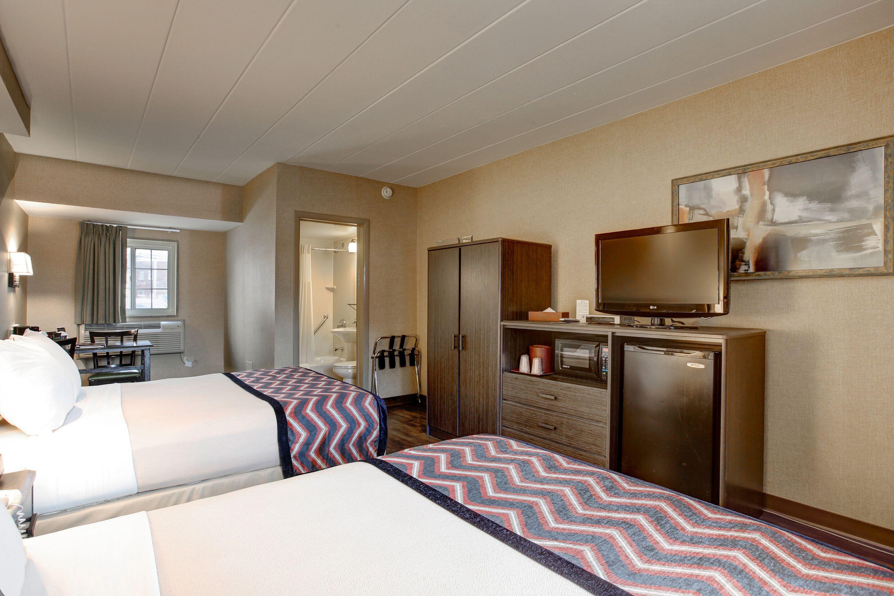 Carlton Midway Motel