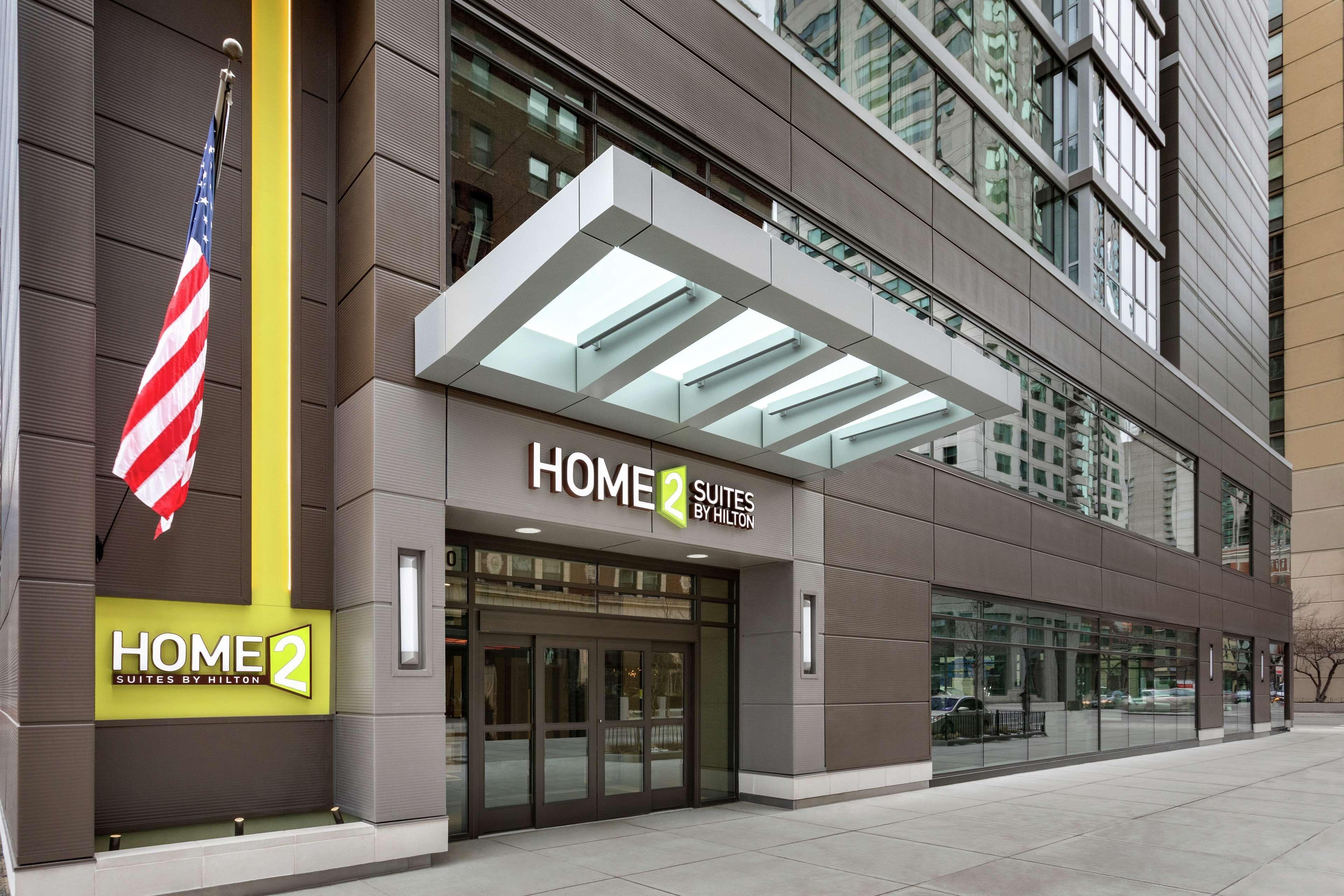 Home2 By Hilton River North Hotel Chicago