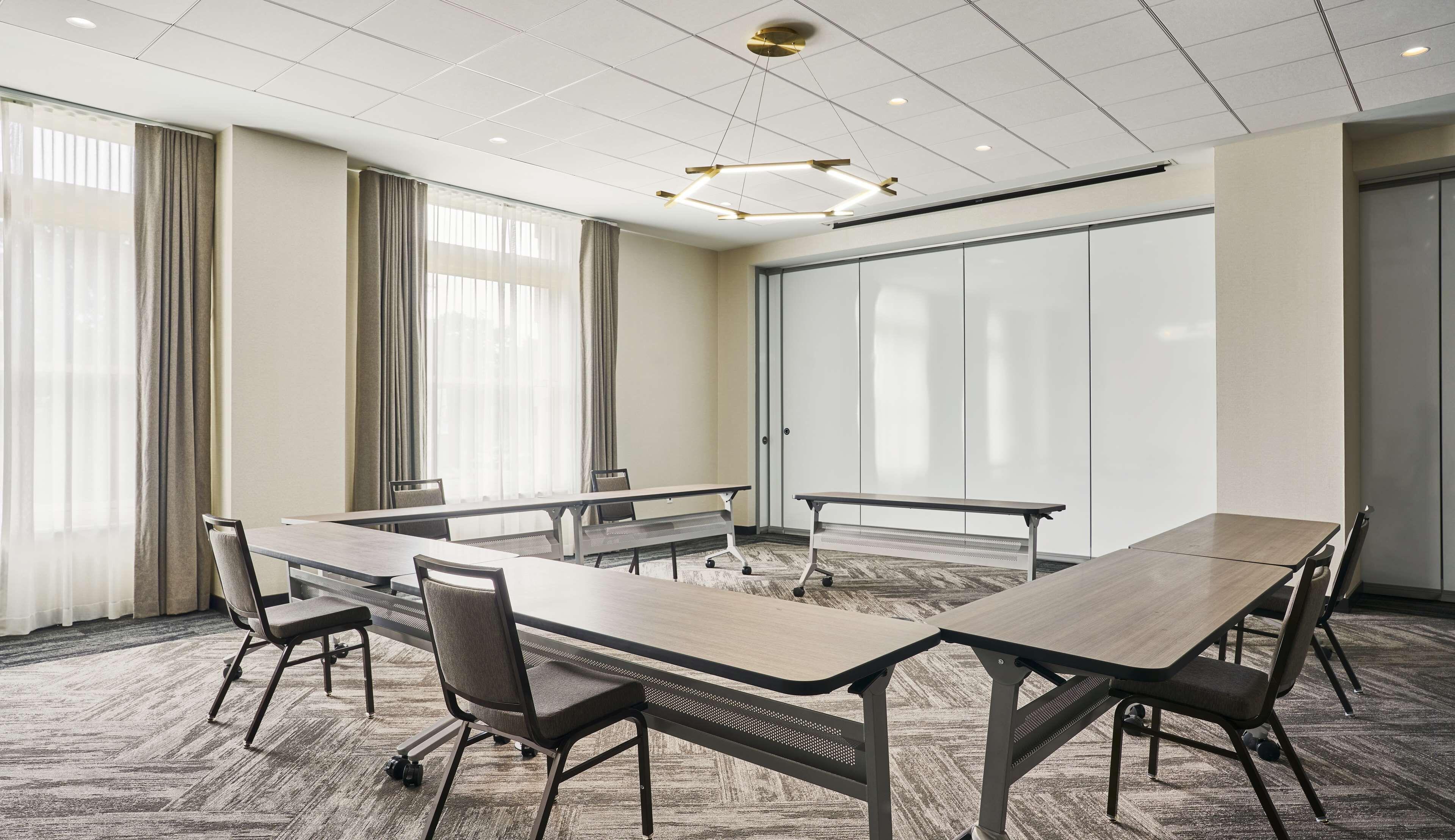 Hyatt House Medical/university District Hotel Chicago