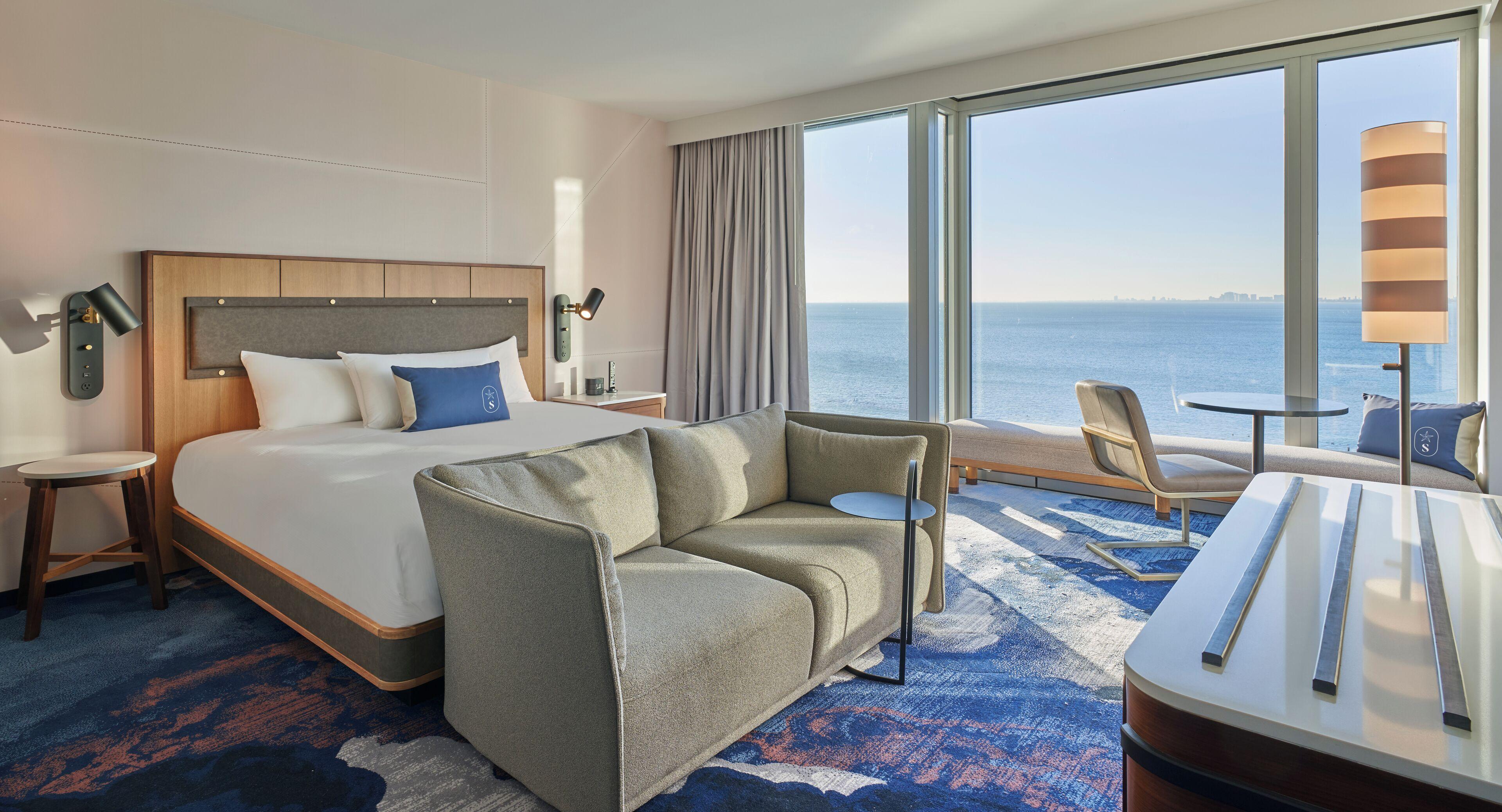 Sable At Navy Pier Chicago, Curio Collection By Hilton 4*