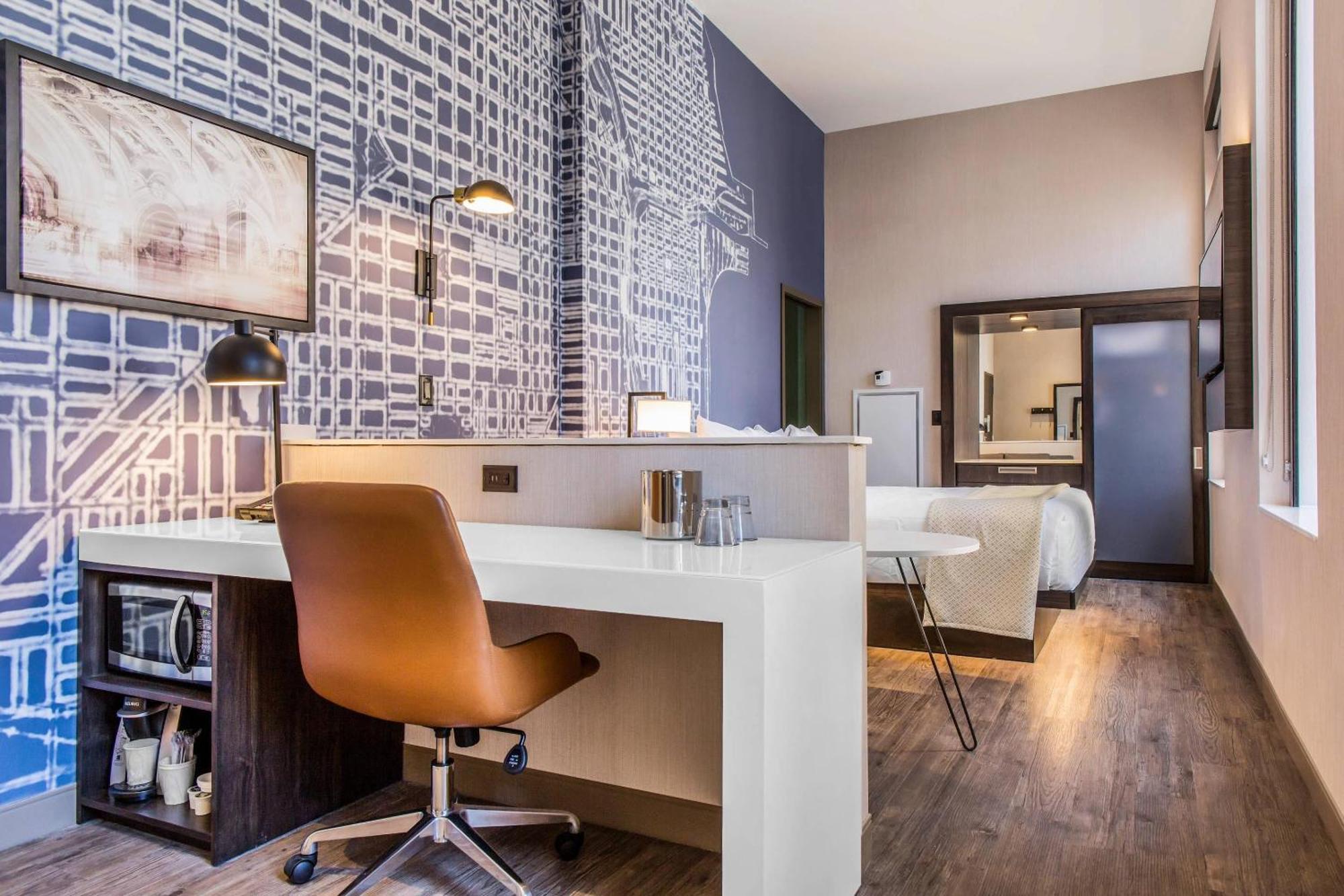 Cambria Loop - Theatre District 4*
