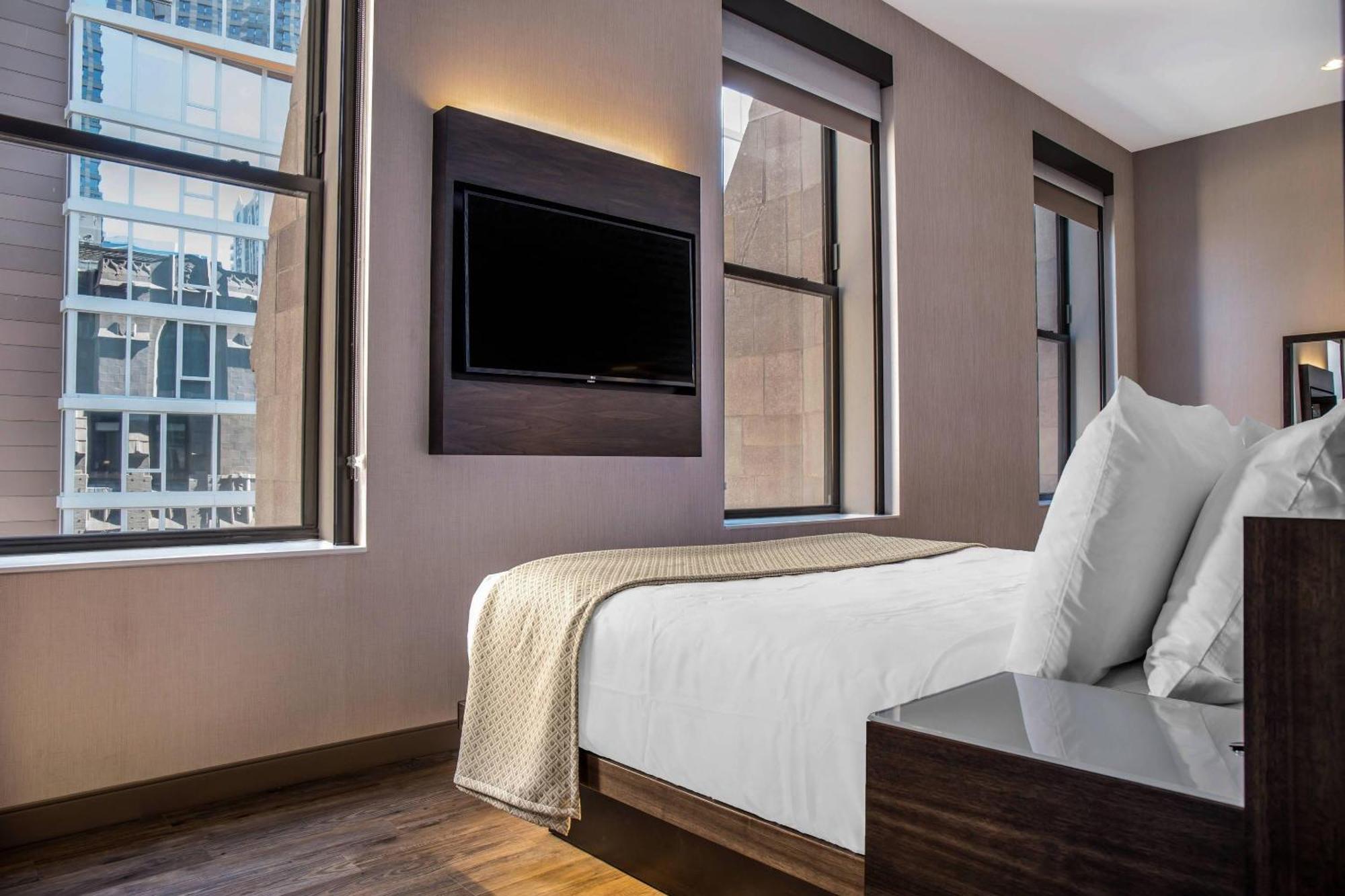Hotel Cambria Loop - Theatre District 4*