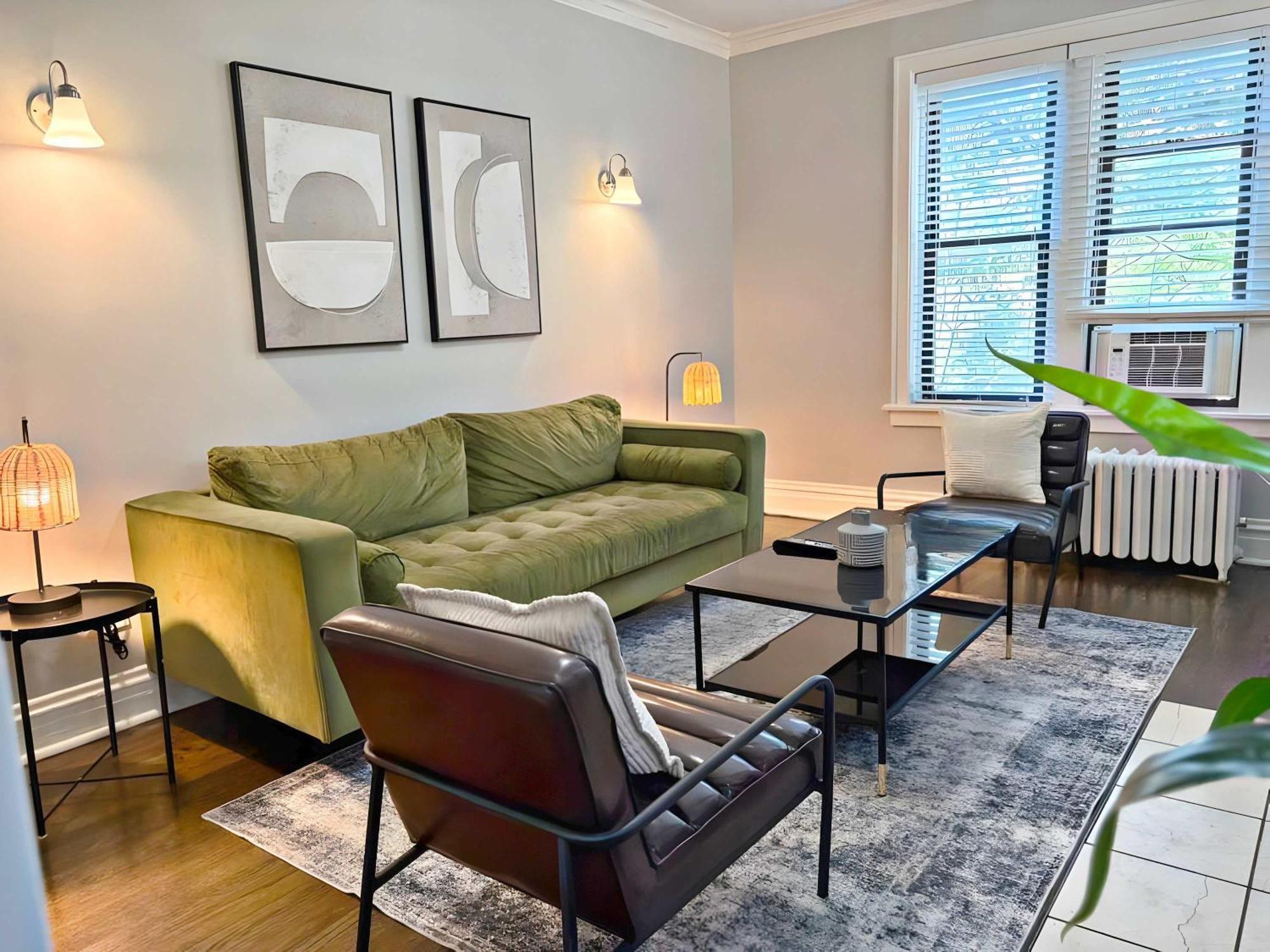 Relaxing Lakeview Escape 2br - Roscoe 35-2n Chicago