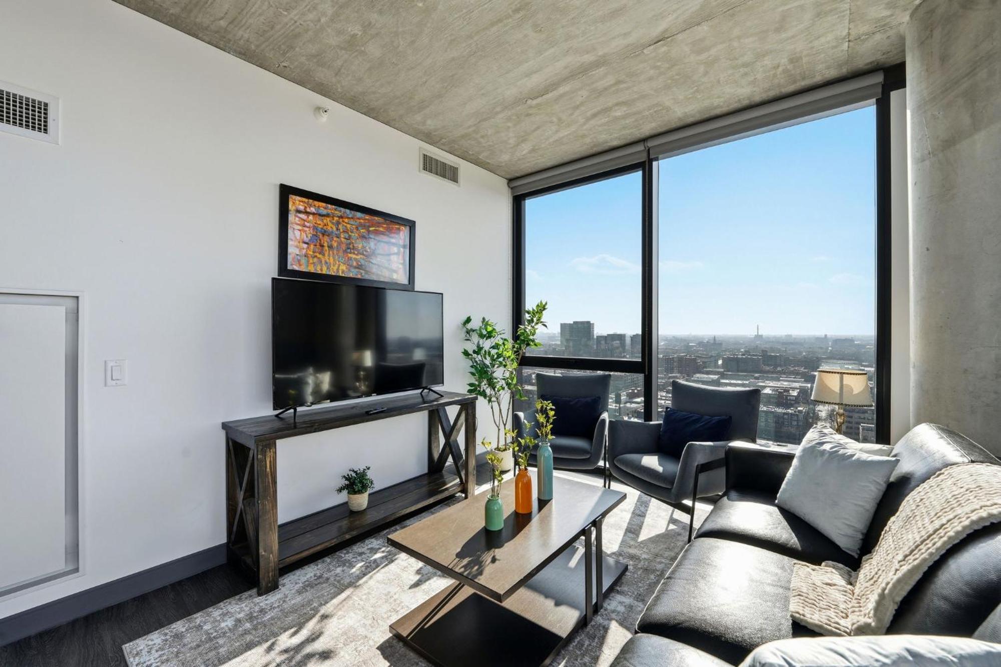 2br Designer Loft Modern Luxe In Center Apartment *