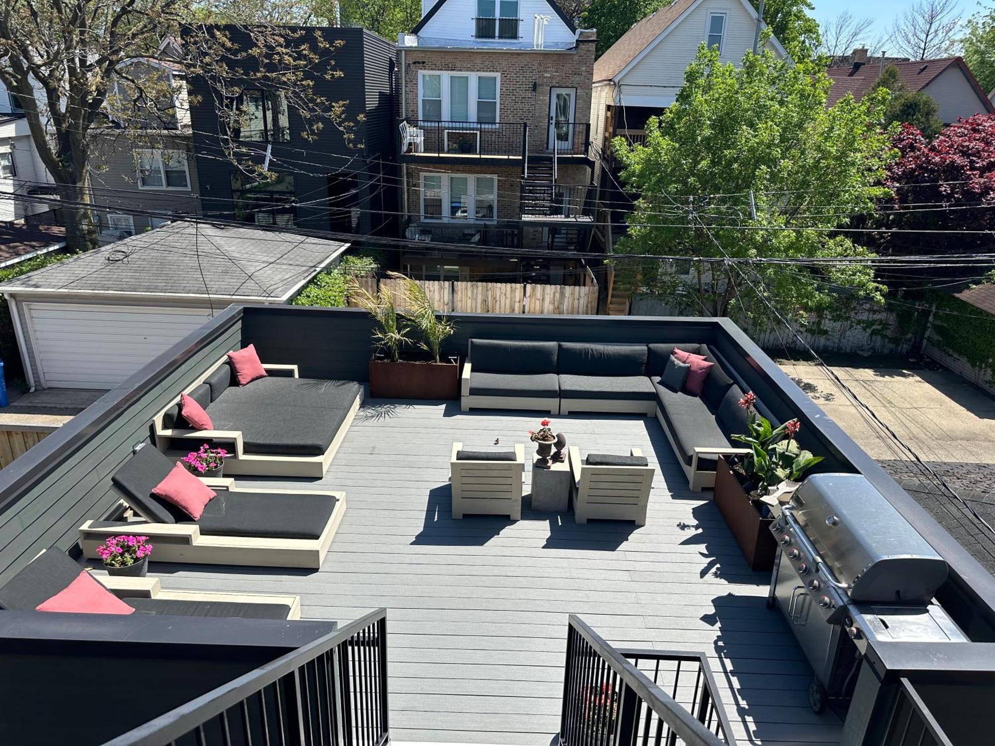 The Lyons' Den Homestay *