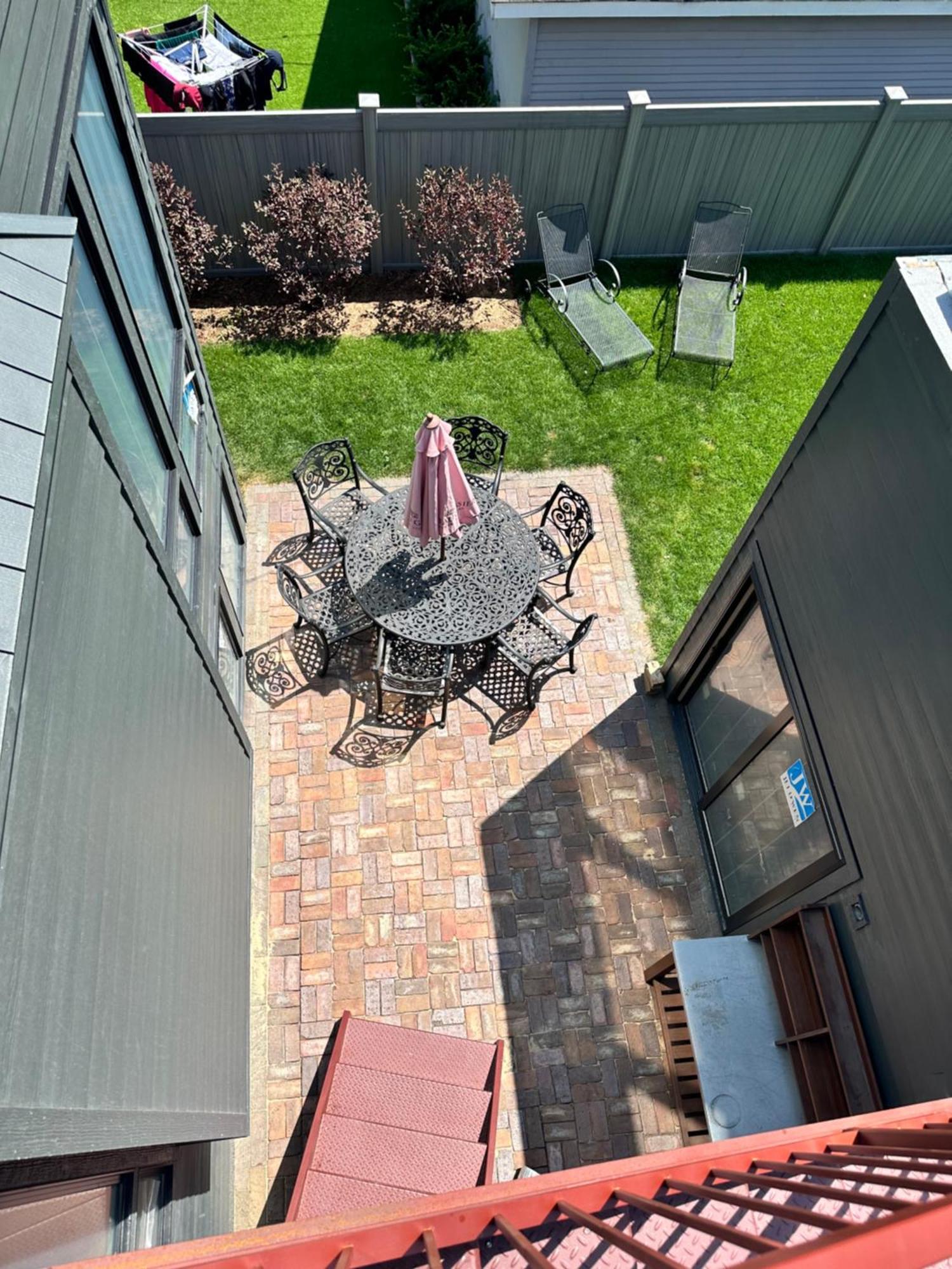 Homestay The Lyons' Den