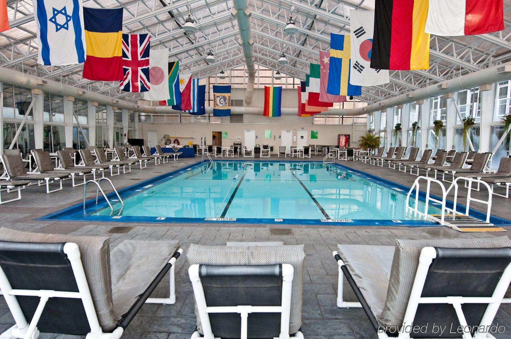 Le Meridien Essex Hotel Chicago