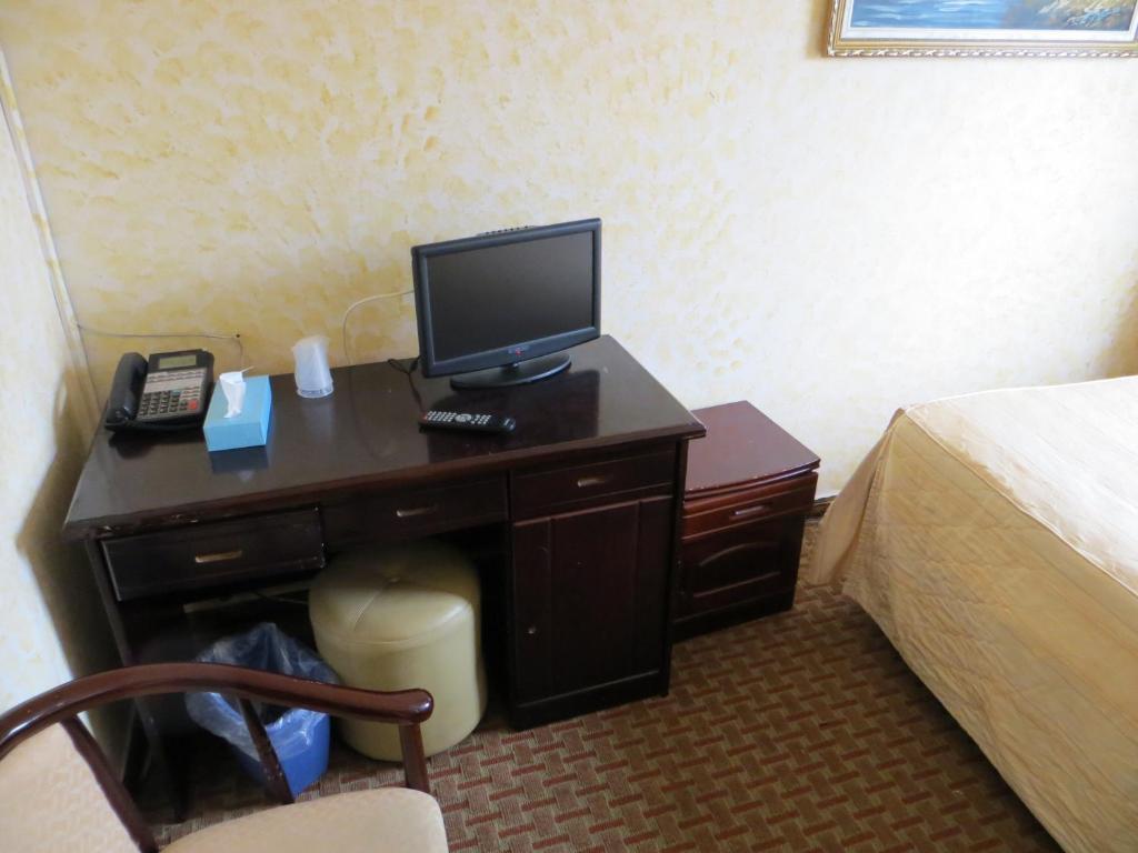 Hotel Chinatown Chicago