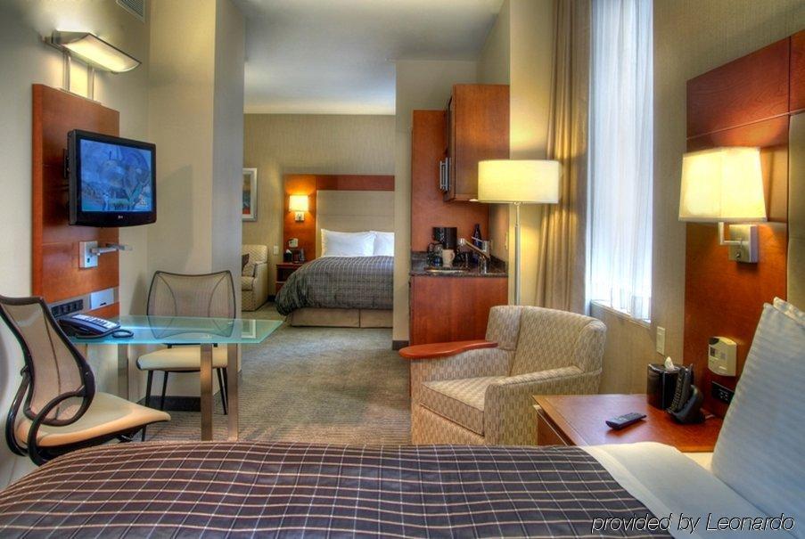 River Hotel 4*