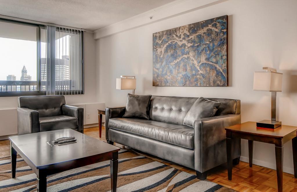 Global Luxury In Downtown * Chicago