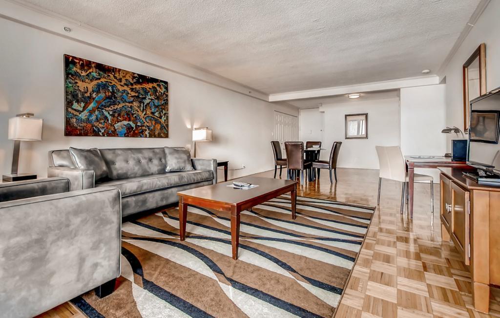 Global Luxury In Downtown Chicago