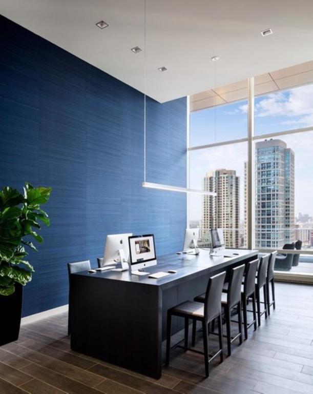 Global Luxury In Downtown