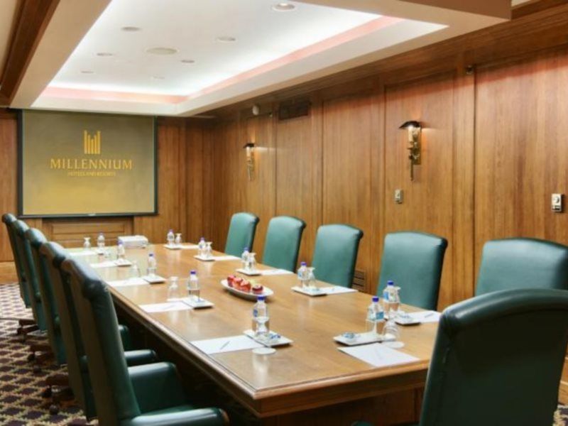 Millennium Knickerbocker Hotel 4*