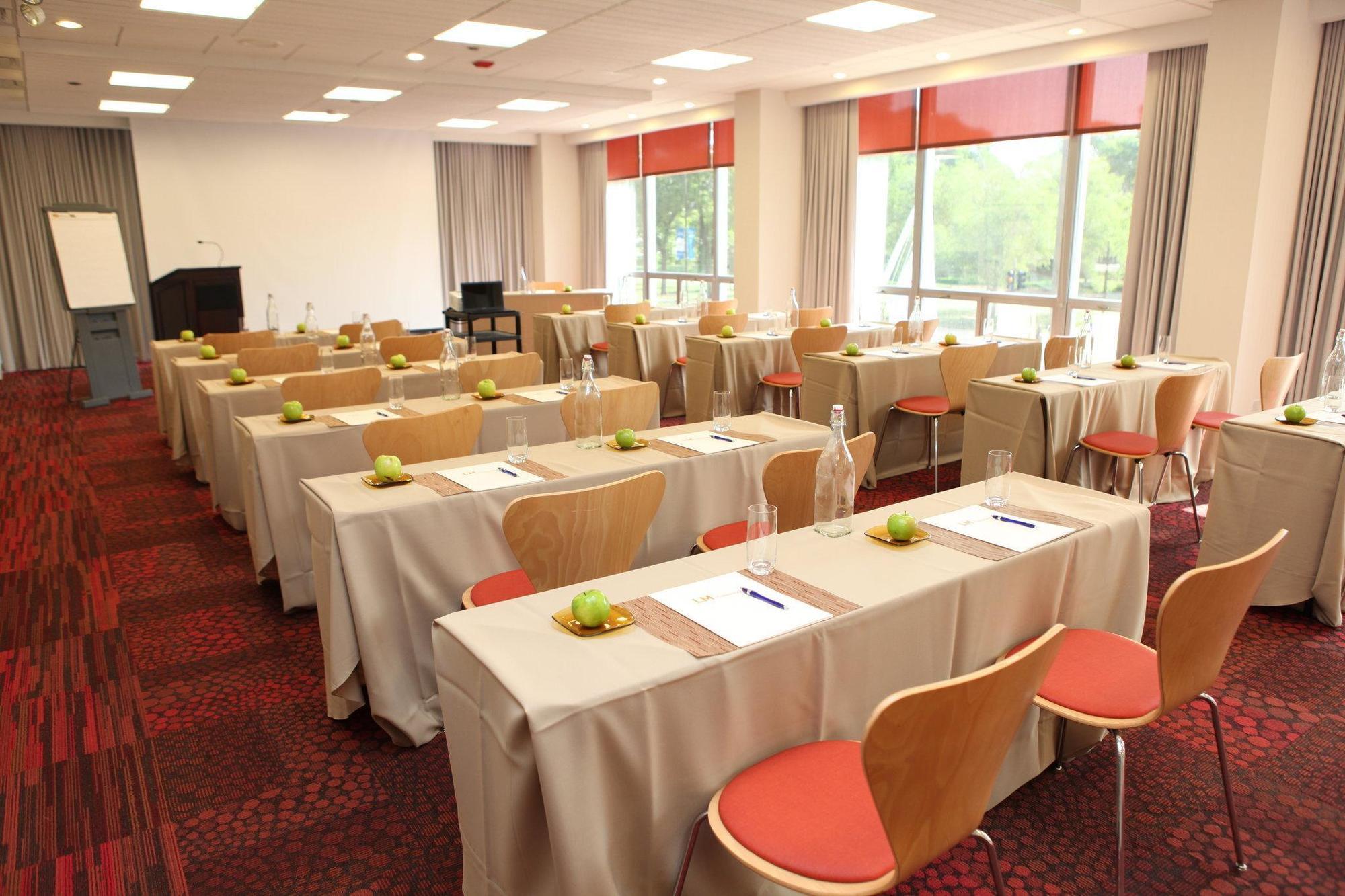 Le Meridien Essex Hotel