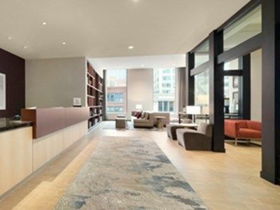 Hampton Inn Chicago West Loop Fulton Market Area Hotel Chicago