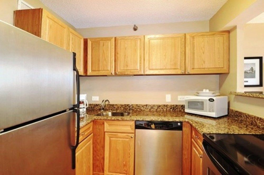 Corporate Suites Network - 555 W. Madison Aparthotel Chicago