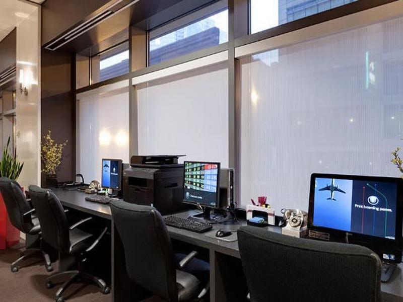 By Marriott Downtown/river North 3*