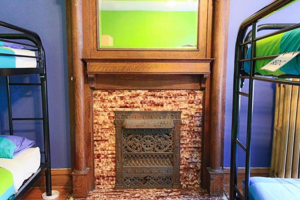 Wrigley - (adults Only) Hostel