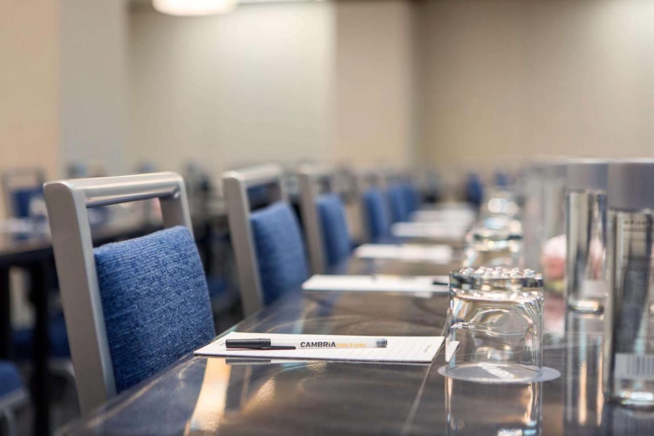 Hotel The Collection Magnificent Mile