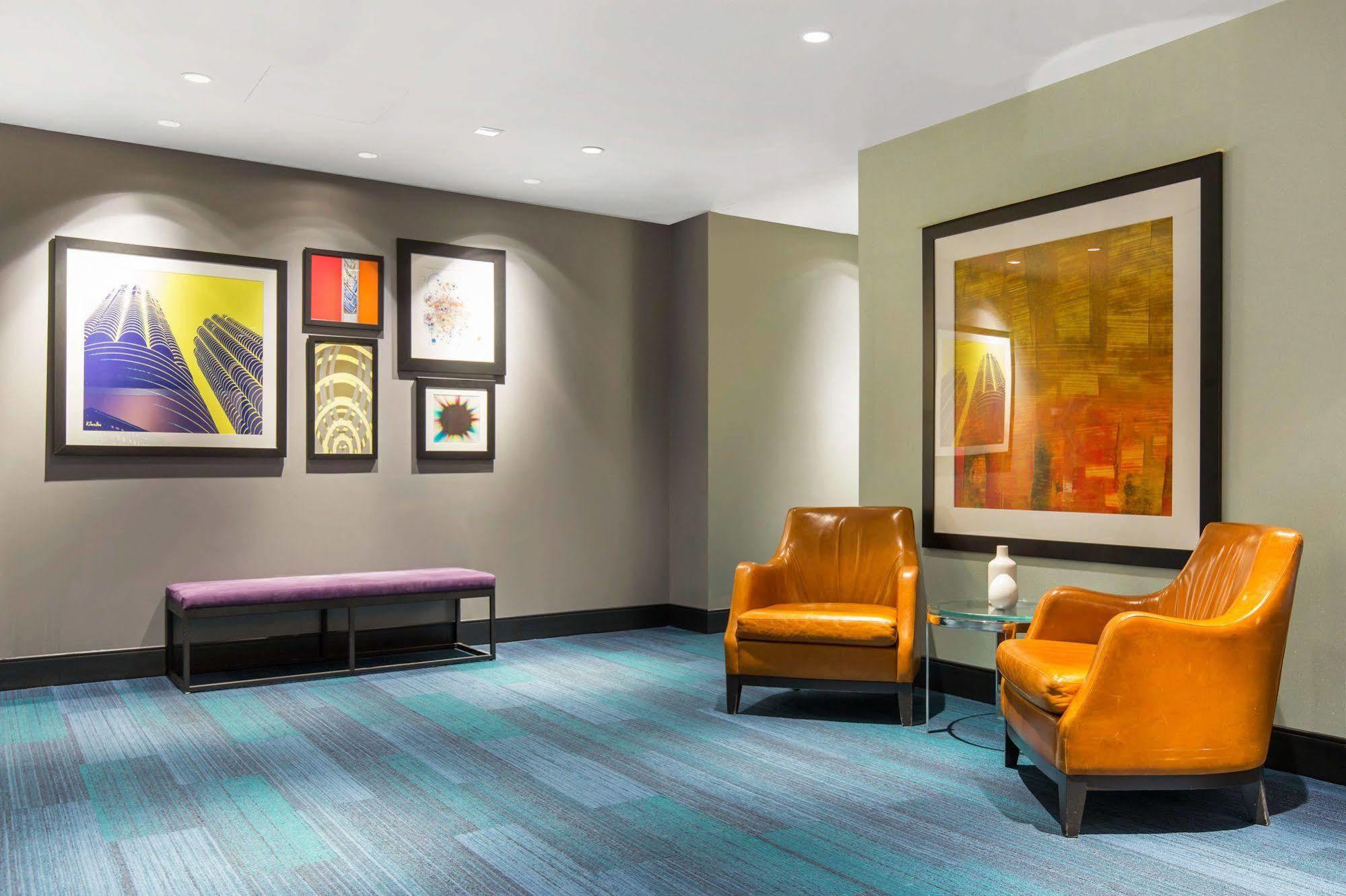 The Collection Magnificent Mile 4*