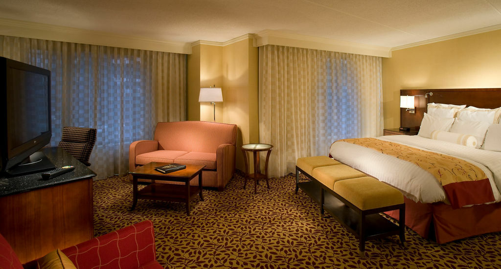 Courtyard By Marriott At Medical District-uic Hotel 3*