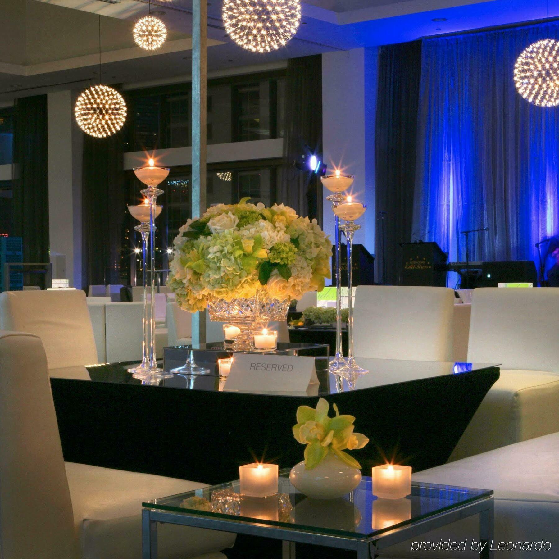 Radisson Blu Aqua Hotel, Hotel 4*