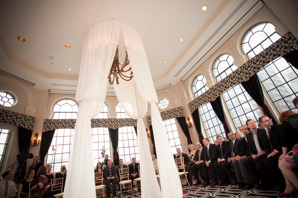 Warwick Allerton Hotel