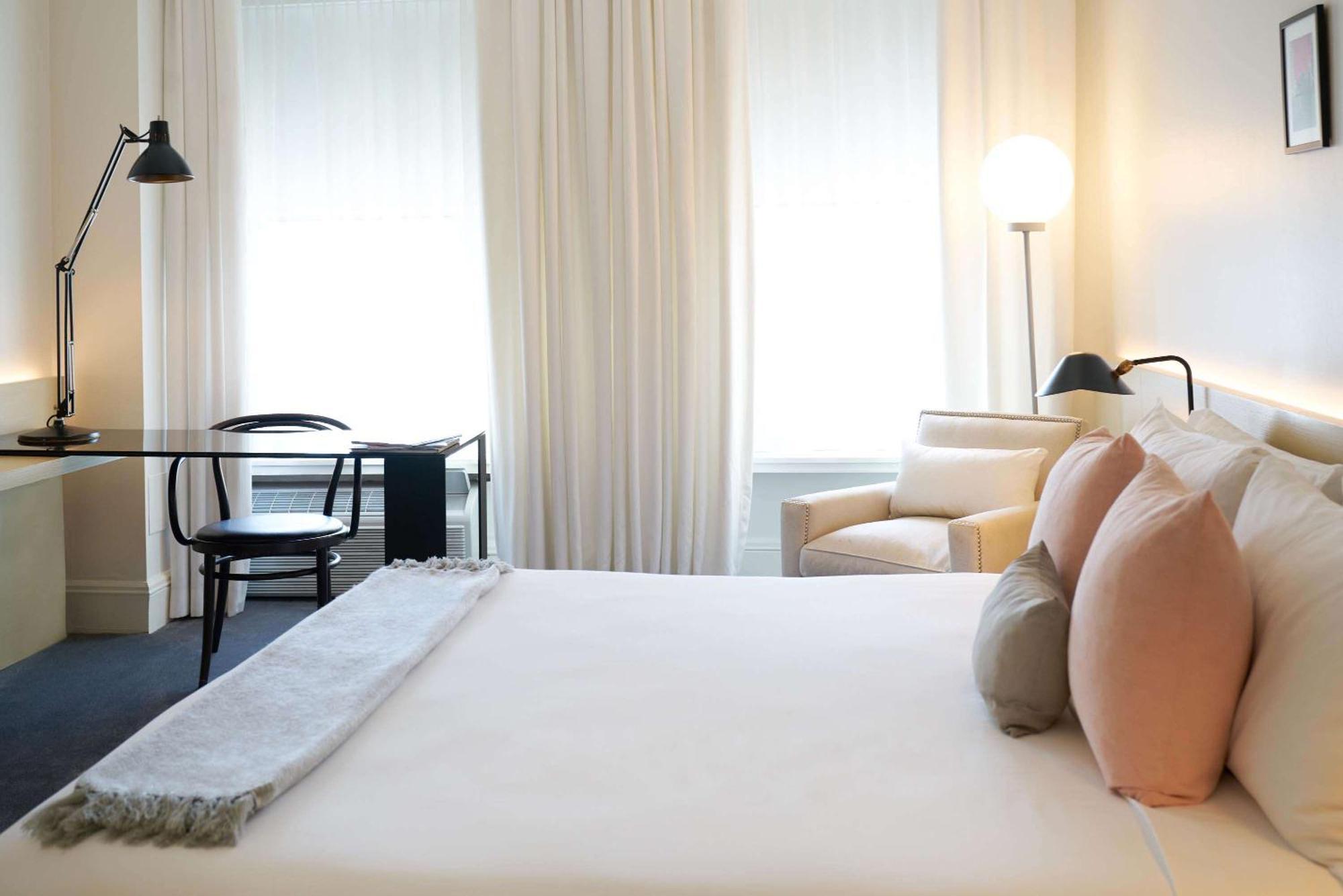 Hotel Ambassador Chicago, Part Of Jdv By Hyatt Chicago