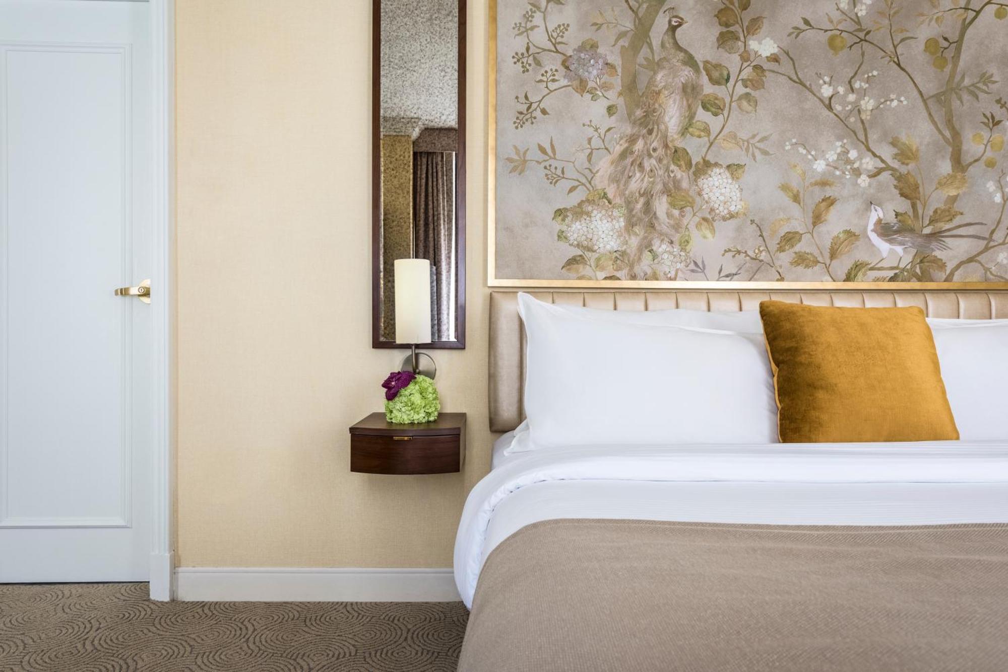 Warwick Allerton Hotel 4*